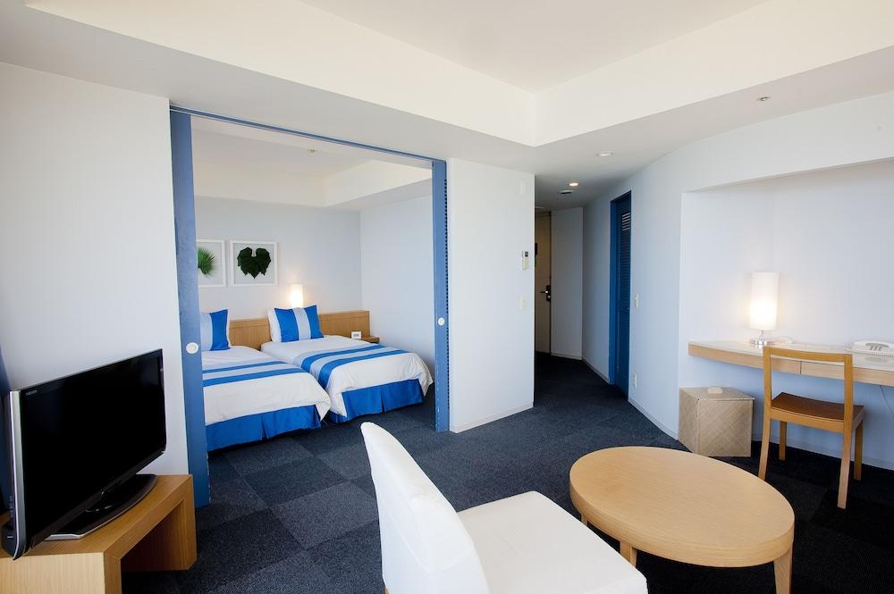 Hotel The Tower Okinawa Chatan